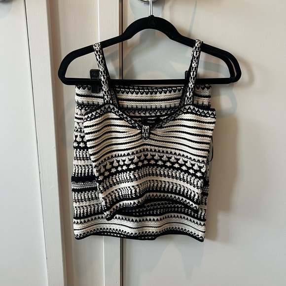 Aqua Dresses & Skirts - Aqua Black and White Fitted Skirt Set